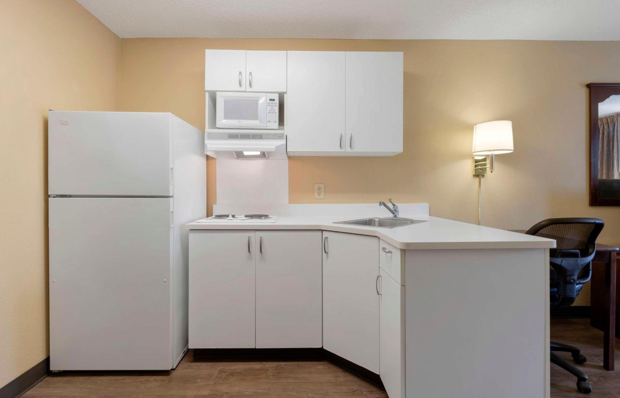 Extended Stay America Suites - Stockton - Трейси Екстериор снимка
